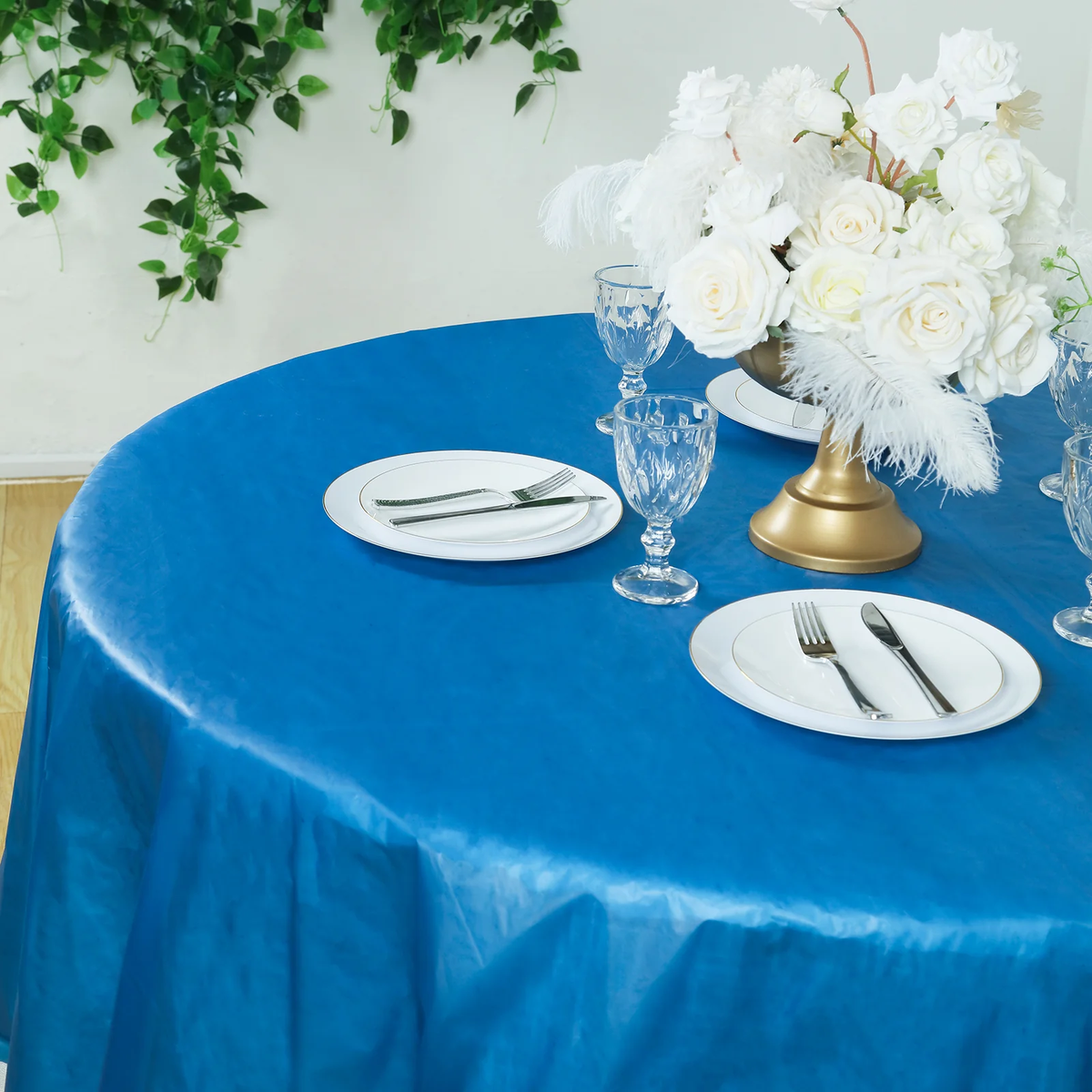 Navy Round Outdoor Table Cover material detail photo